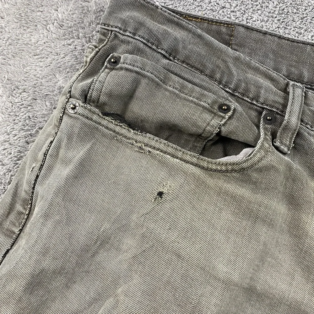 Levis 502 Taper Fit Jeans‎ Mens 34x30 Gray Mid Rise